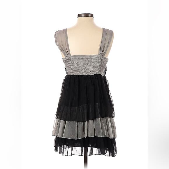 Dislay Paris flirty chiffon smocked back ruffled cocktail party dress, small - Picture 2 of 8